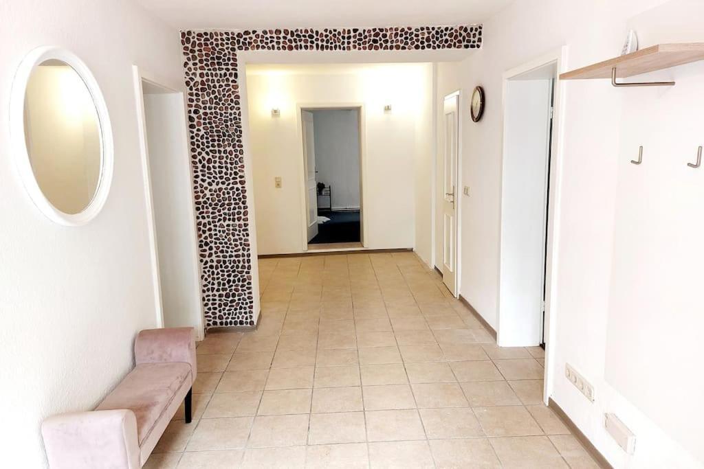 Zentrale Ferienwohnung - Direkt Am See Und Schloss Шверин Экстерьер фото